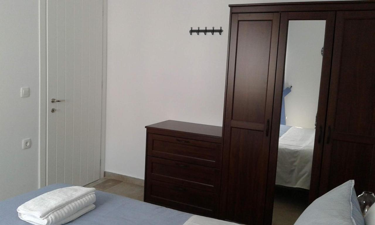 Stilvi Milos Plaka  المظهر الخارجي الصورة