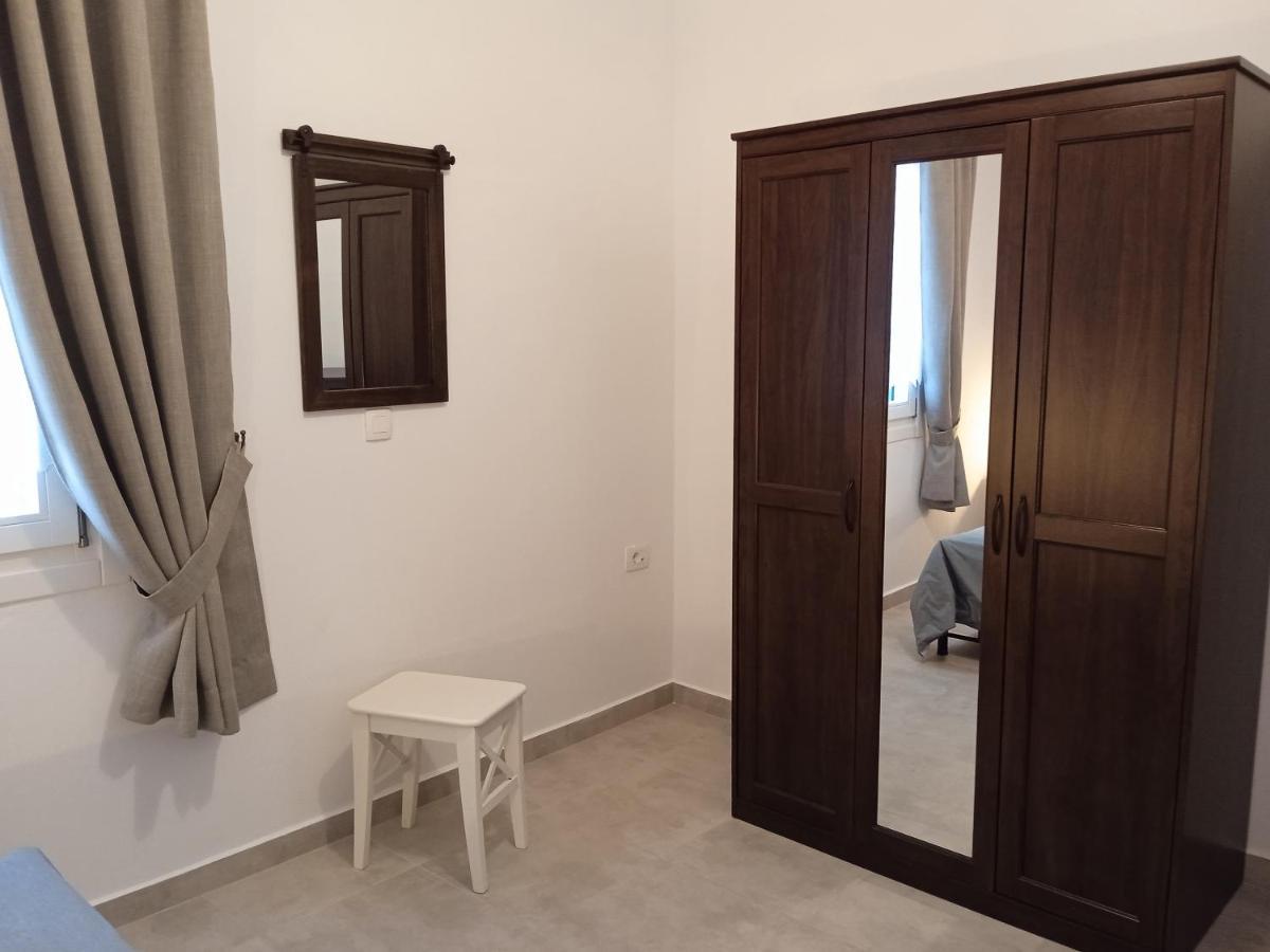 Stilvi Milos Plaka  المظهر الخارجي الصورة