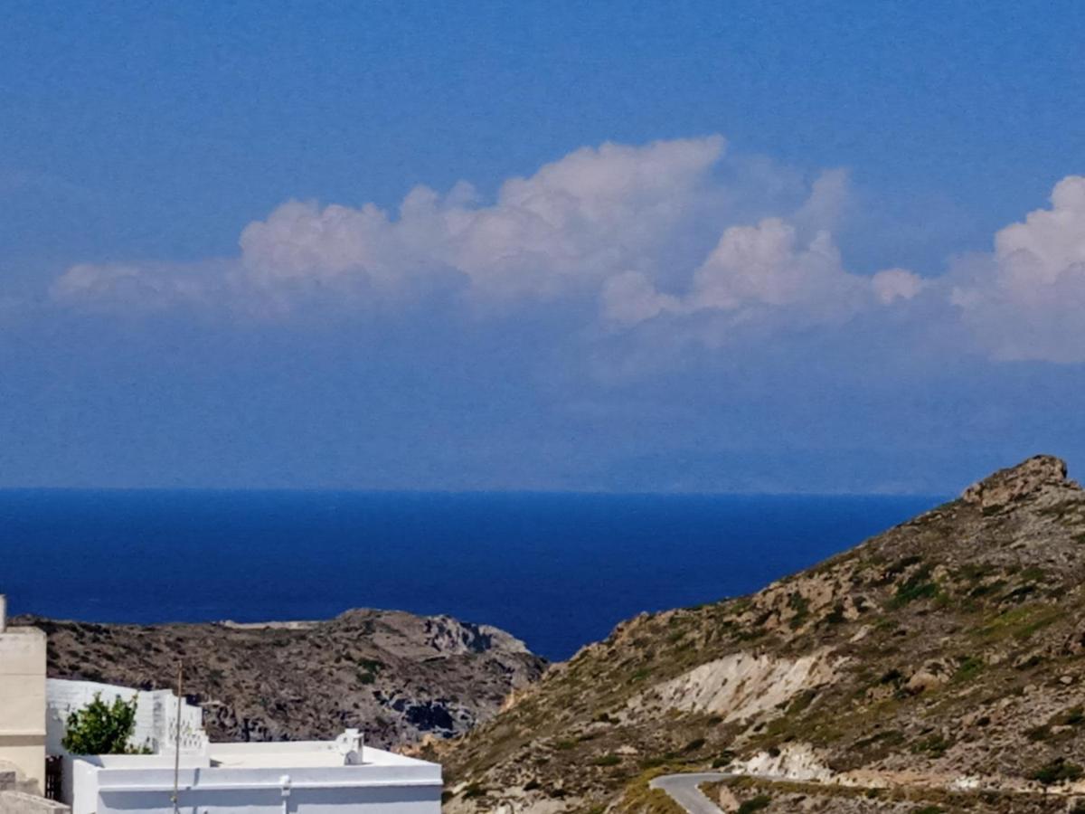 Stilvi Milos Plaka  المظهر الخارجي الصورة